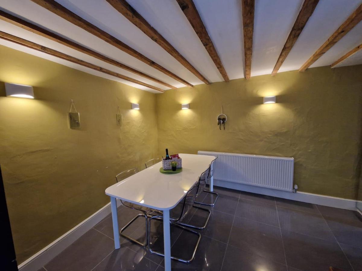 קרטמל Courtyard Cottage מראה חיצוני תמונה